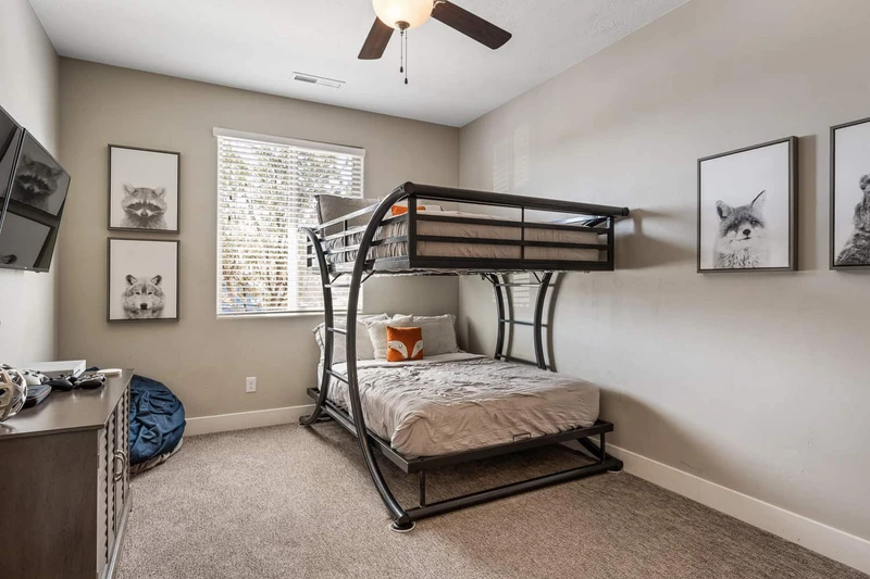 1 Full over Full Bunk Bedroom