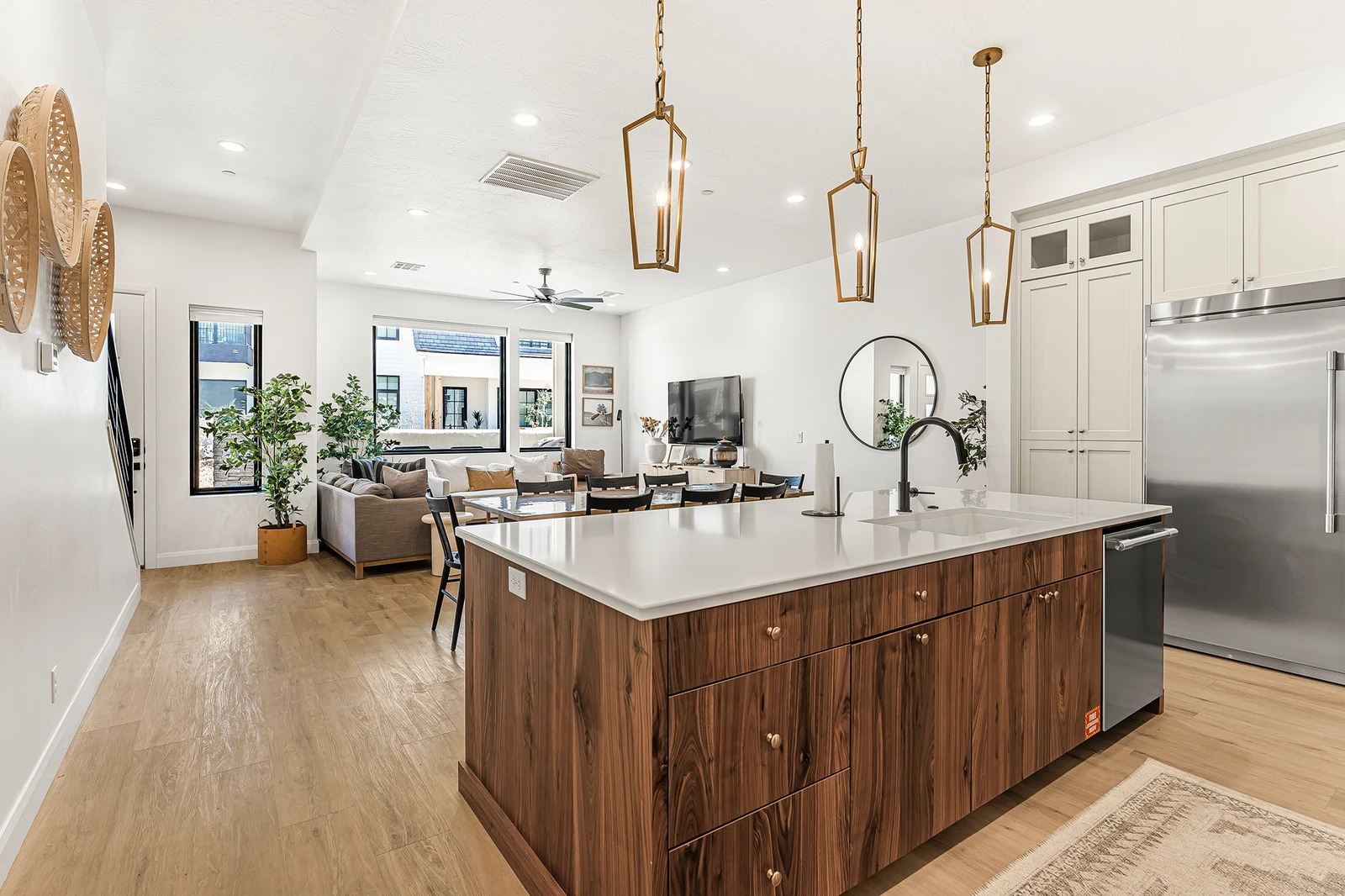 Kitchen, Dining and Living Room