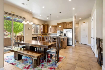 DIning / Kitchen