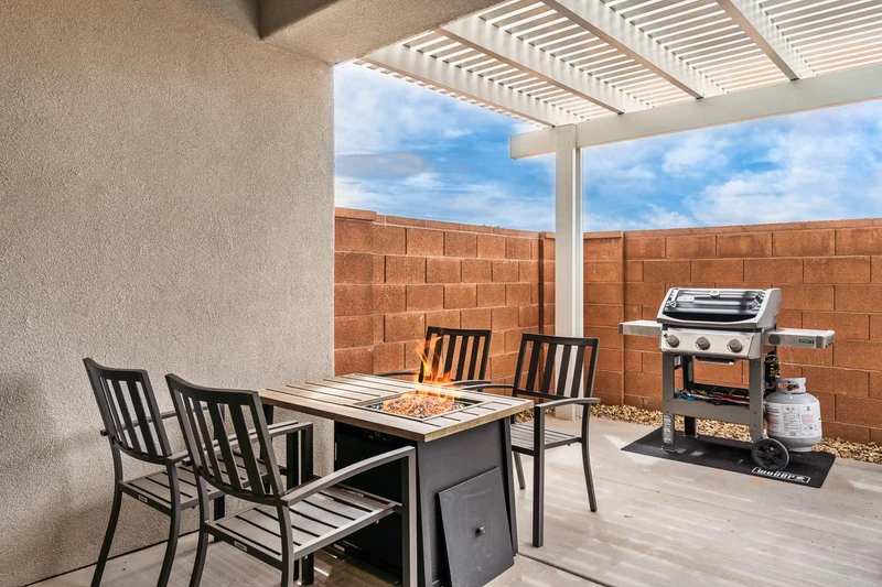 Outdoor Patio with Fire Table and Grill