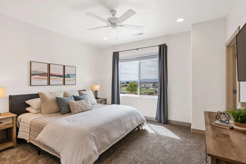 King Bedroom