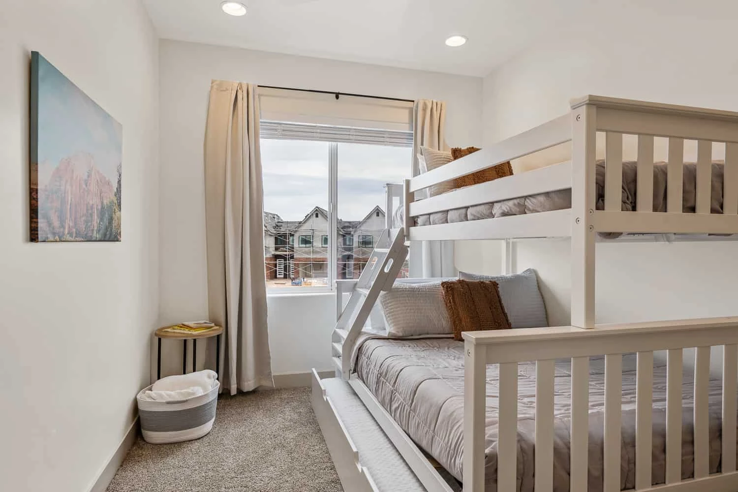 Twin Full Bunk Room