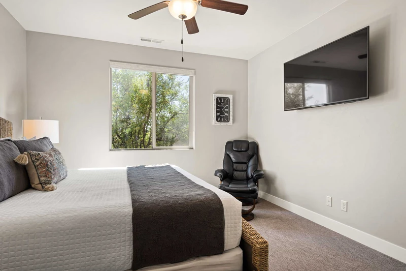 King Bedroom