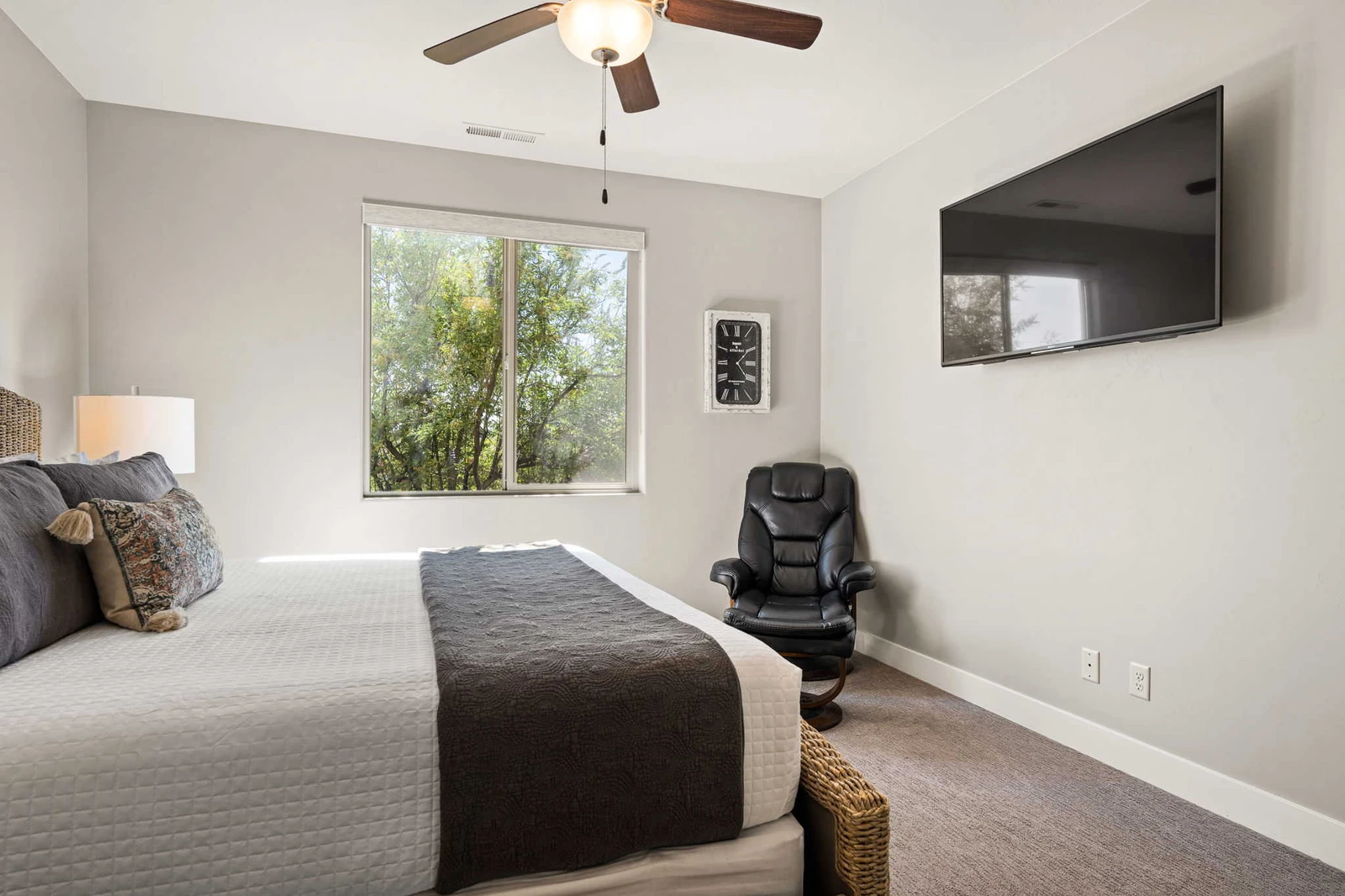 King Bedroom