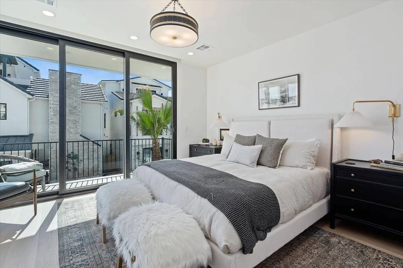 King Bedroom