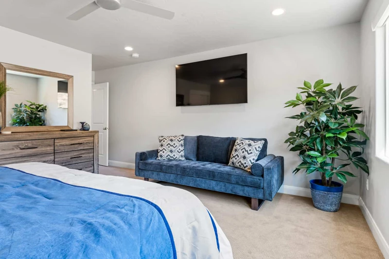 King Bedroom