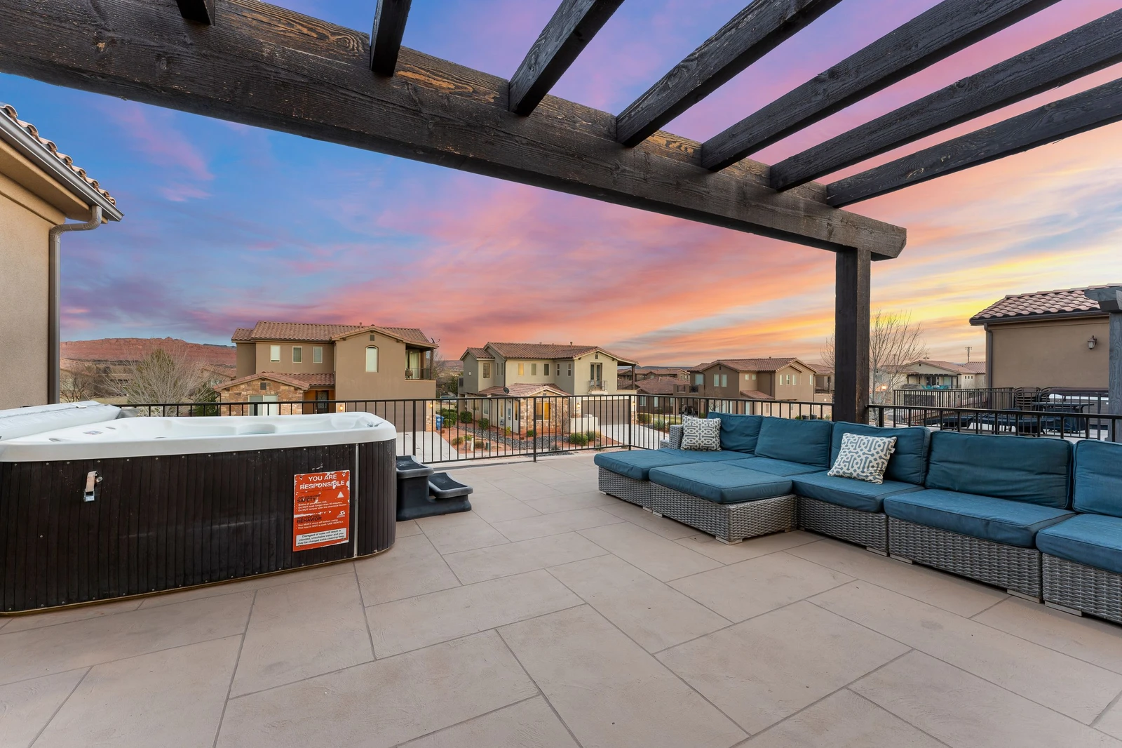 Upper Deck with Private Hot Tub