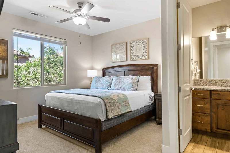 Queen Bedroom
