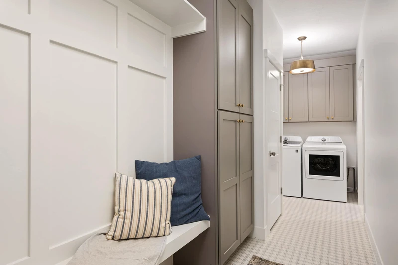 Mudroom and Laundry