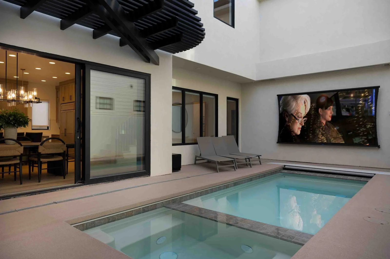 Outdoor Movie Screen