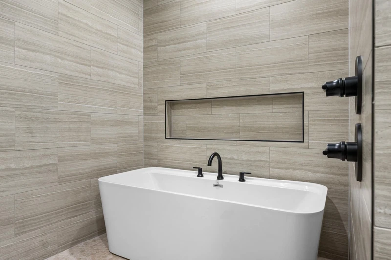 Bathtub