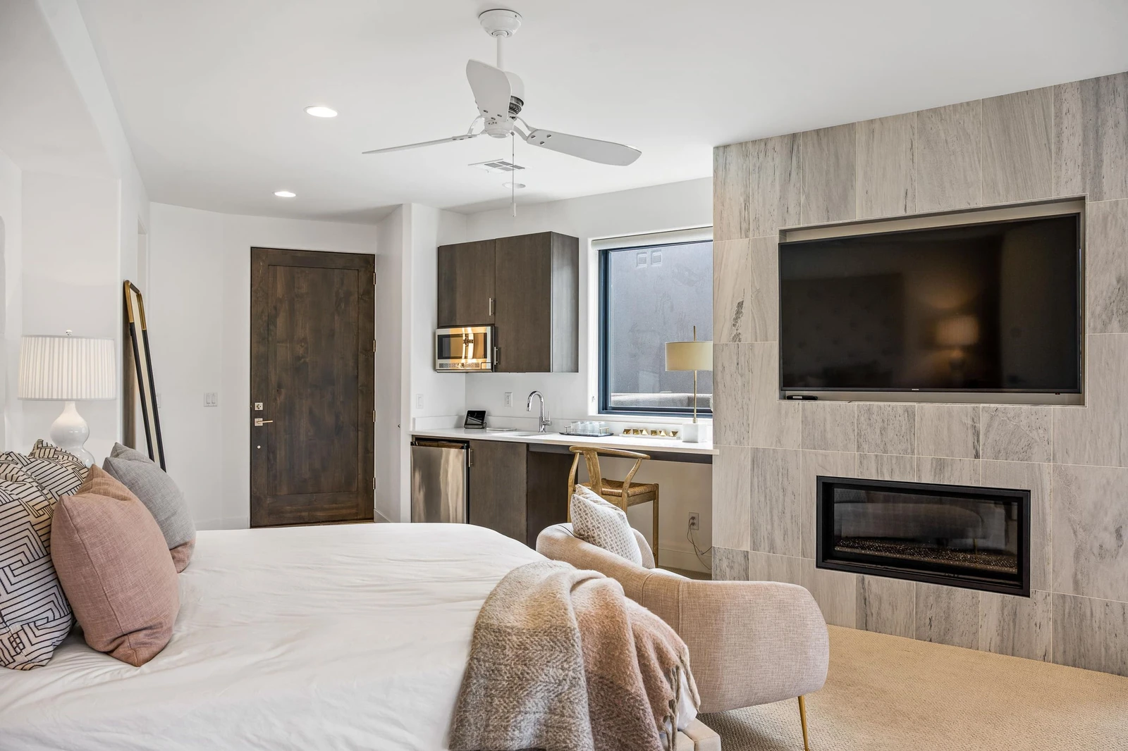 Master Suite with Casita