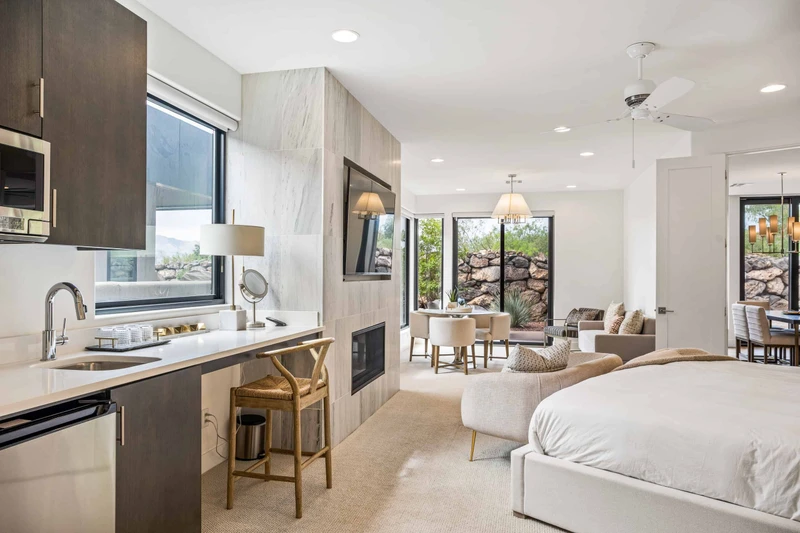 Master Suite with Casita
