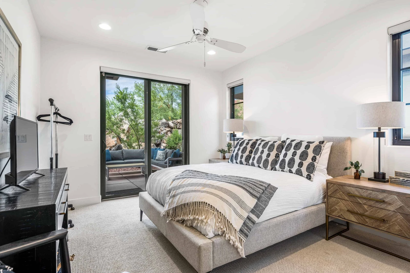 Queen Bedroom