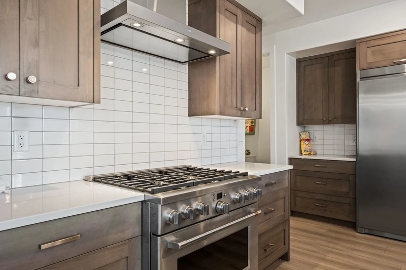 Gas Stove and Oven, Hood