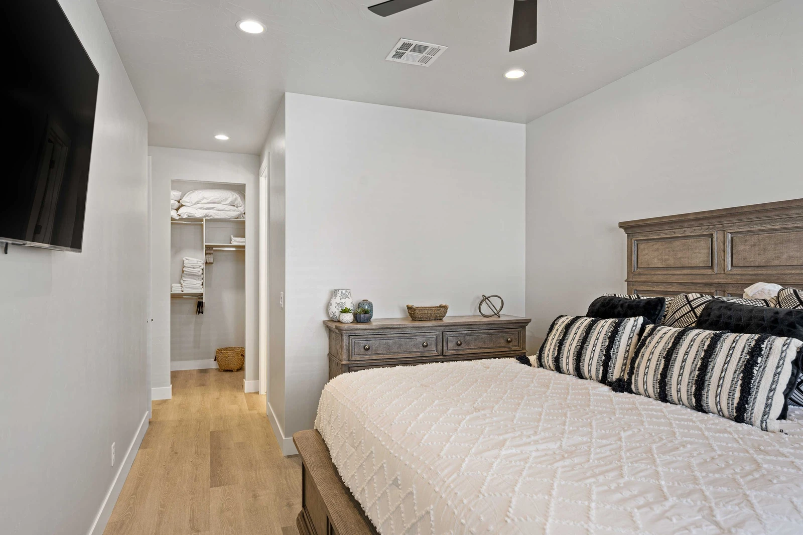 King Bedroom