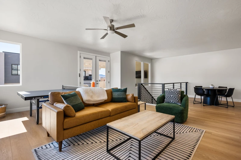 Loft / Ping Pong Table