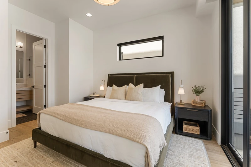 King Bedroom
