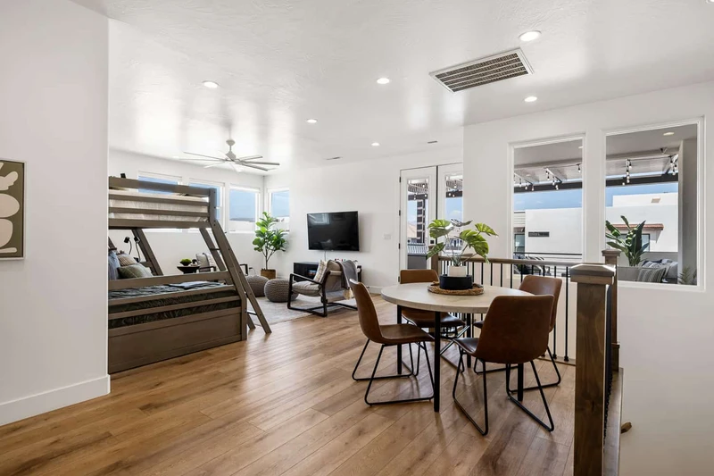 Bunkroom / Loft T/Q