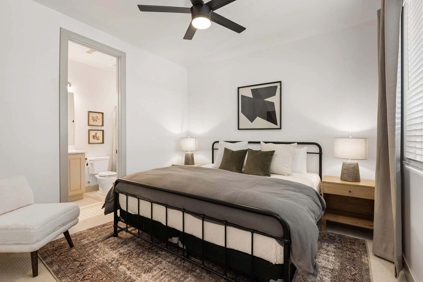 Unit 2 King Bedroom