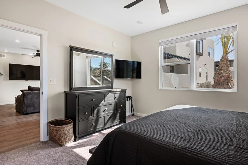 King Bedroom