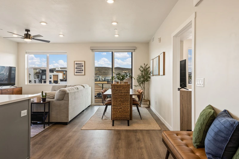 Dining/Living Room