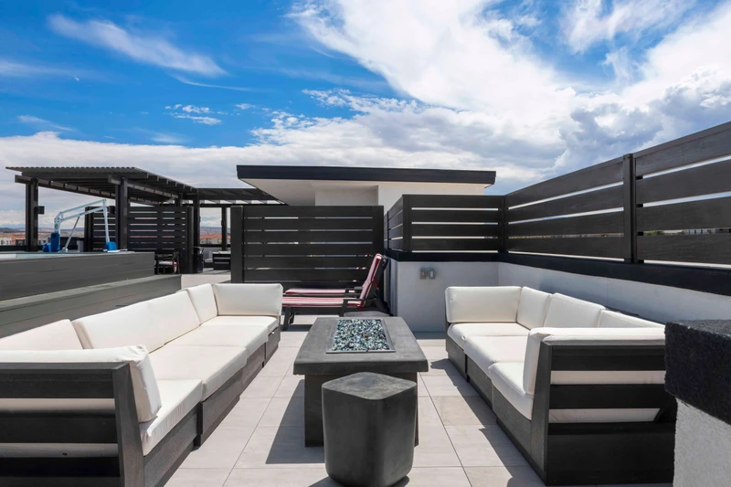 Promenade Rooftop Lounge Area