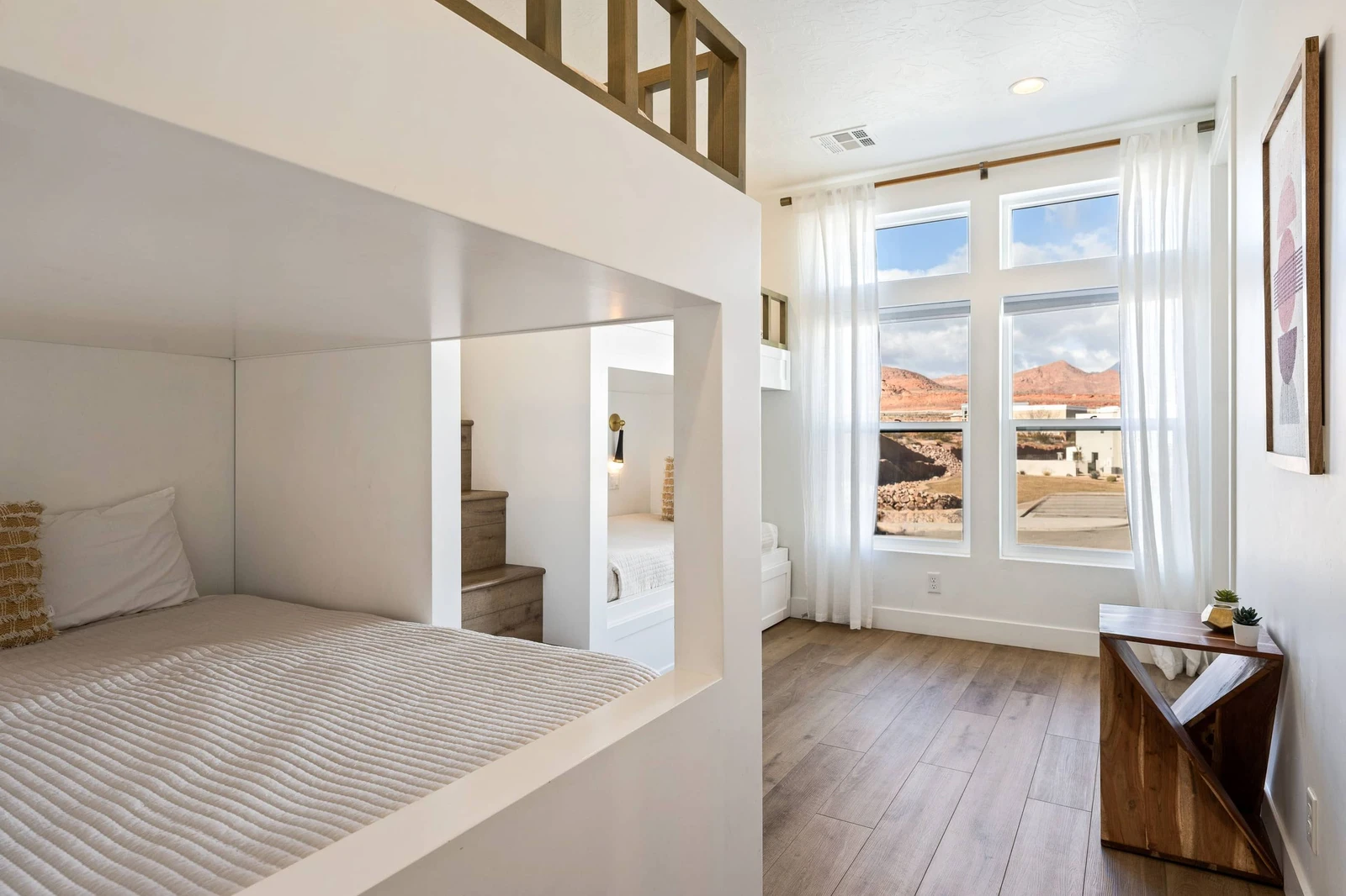 1 Twin/Twin, 1 Queen/Queen, 1Twin Trundle Bunkroom