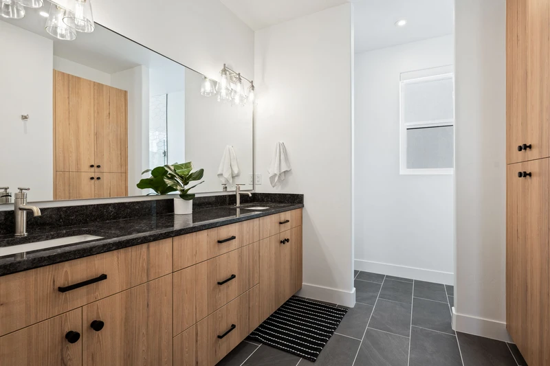 Casita Bathroom
