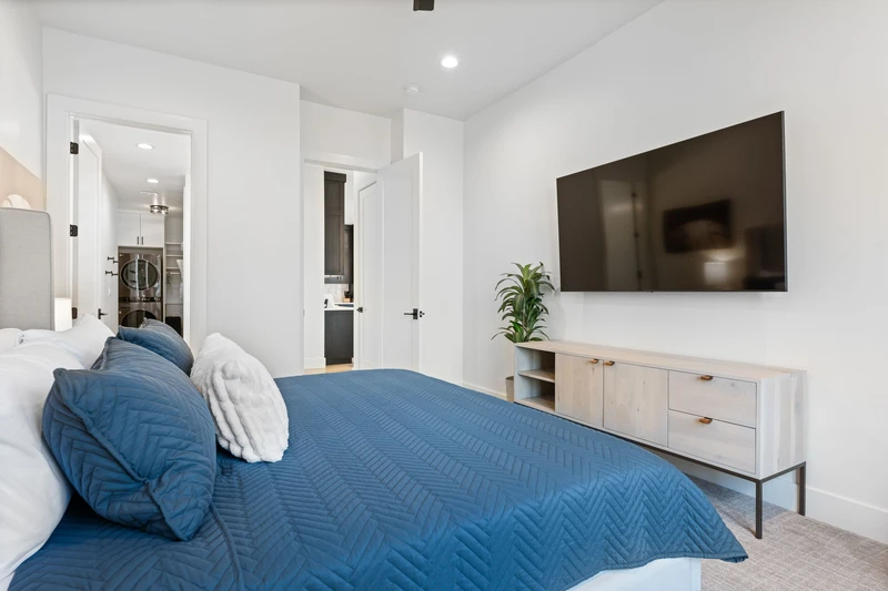 King Ensuite