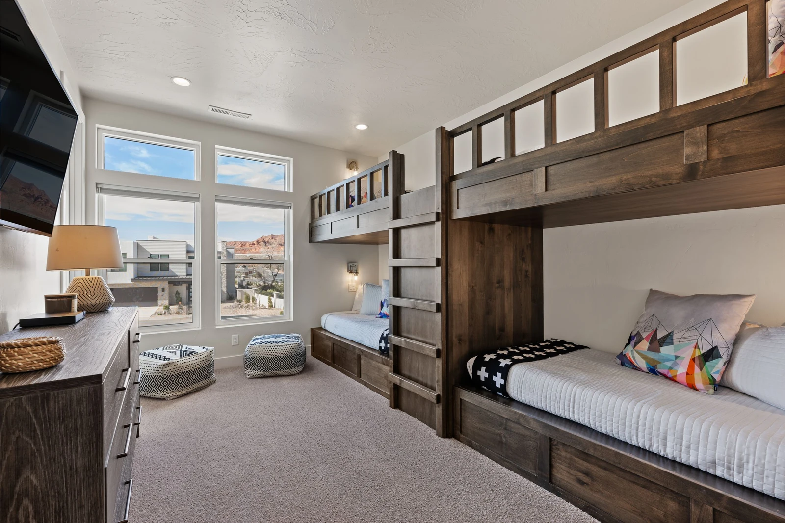 2 Twin/Twin Bunks / Attached Bath