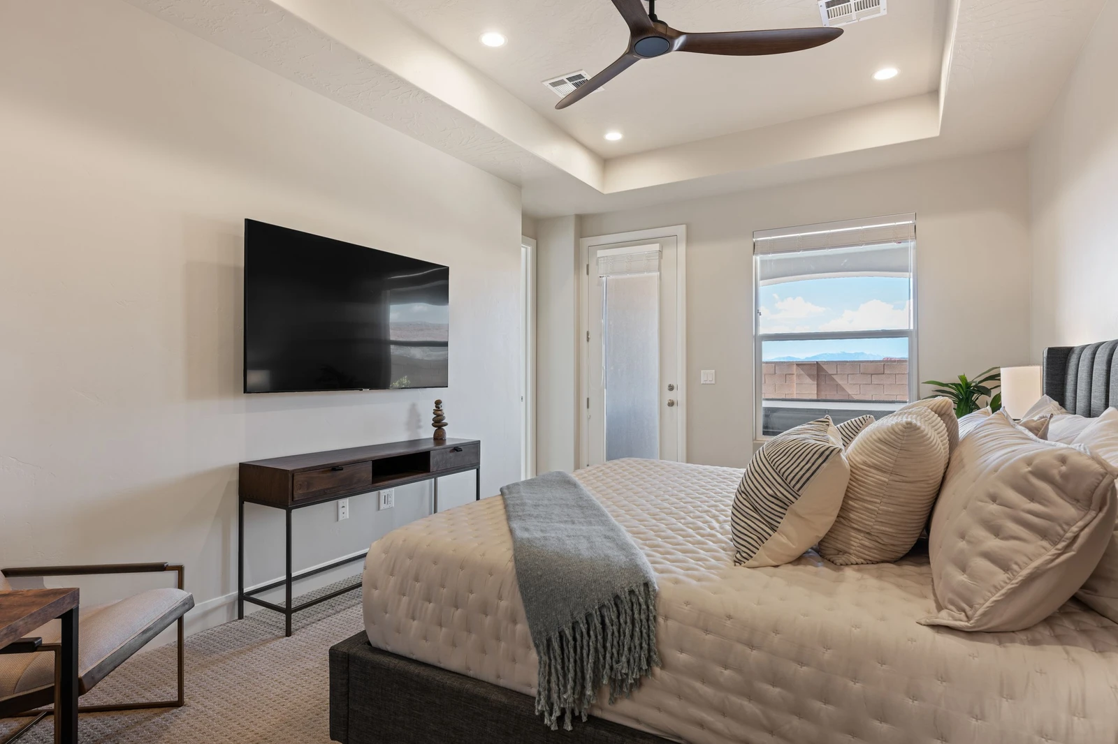 King Bedroom