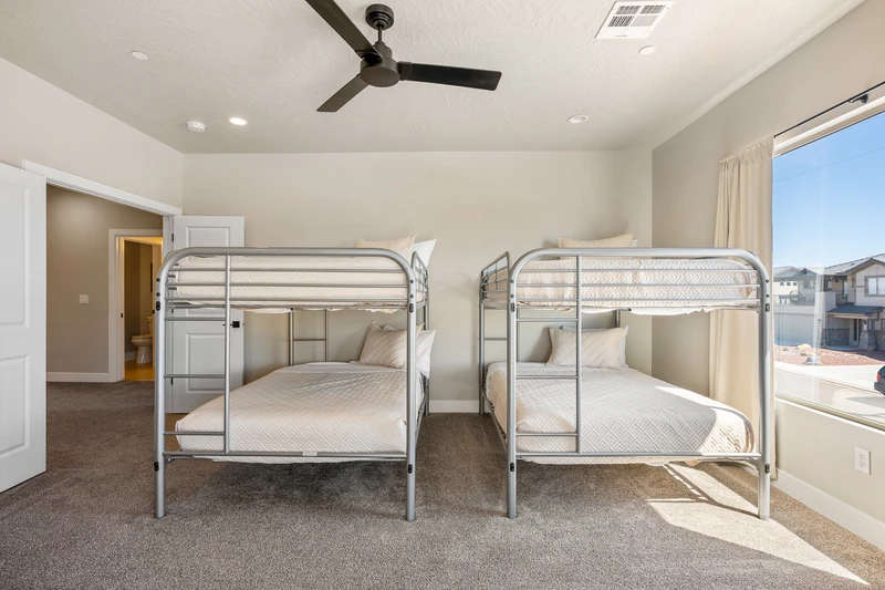 2 Double/Double Bunks