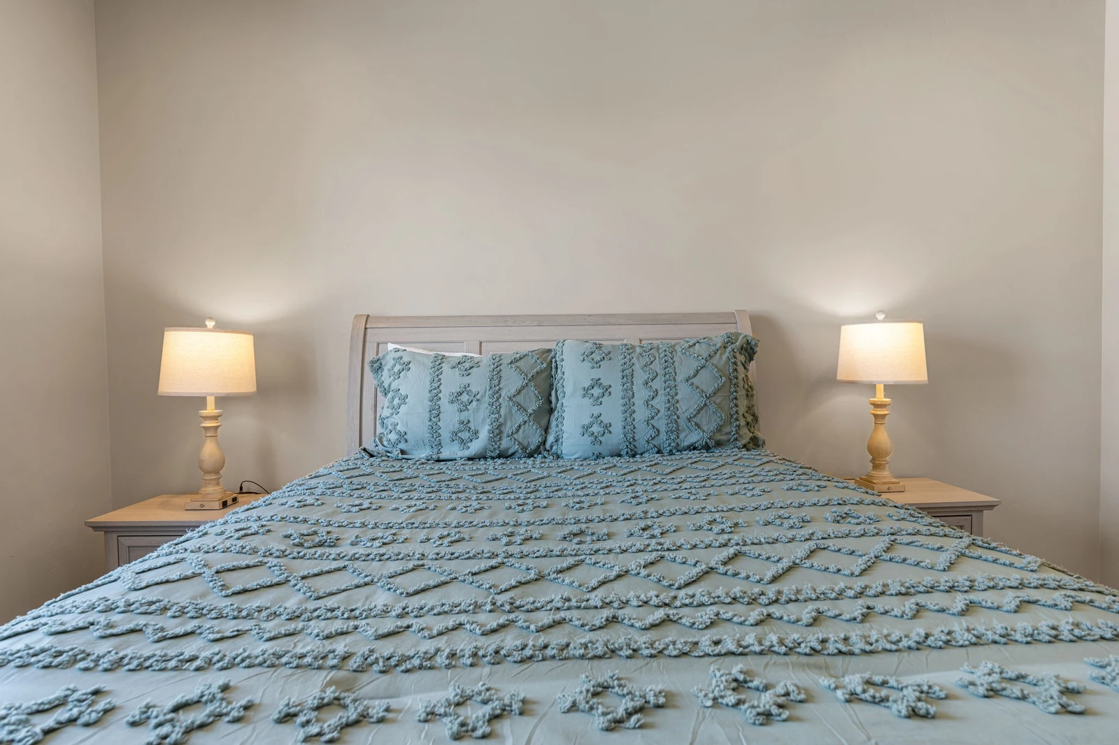 Queen Bedroom