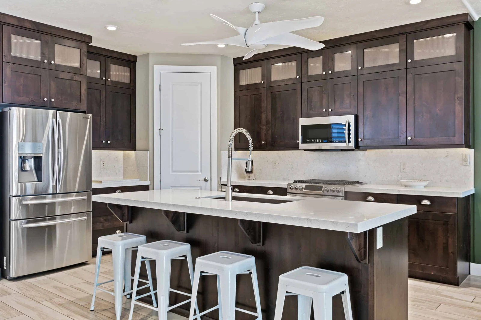 Kitchen #75