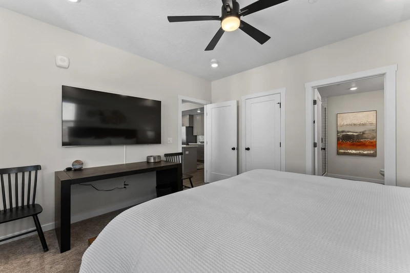 King Bedroom