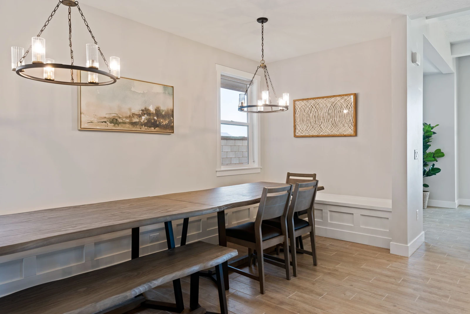 House 1: Dining Table
