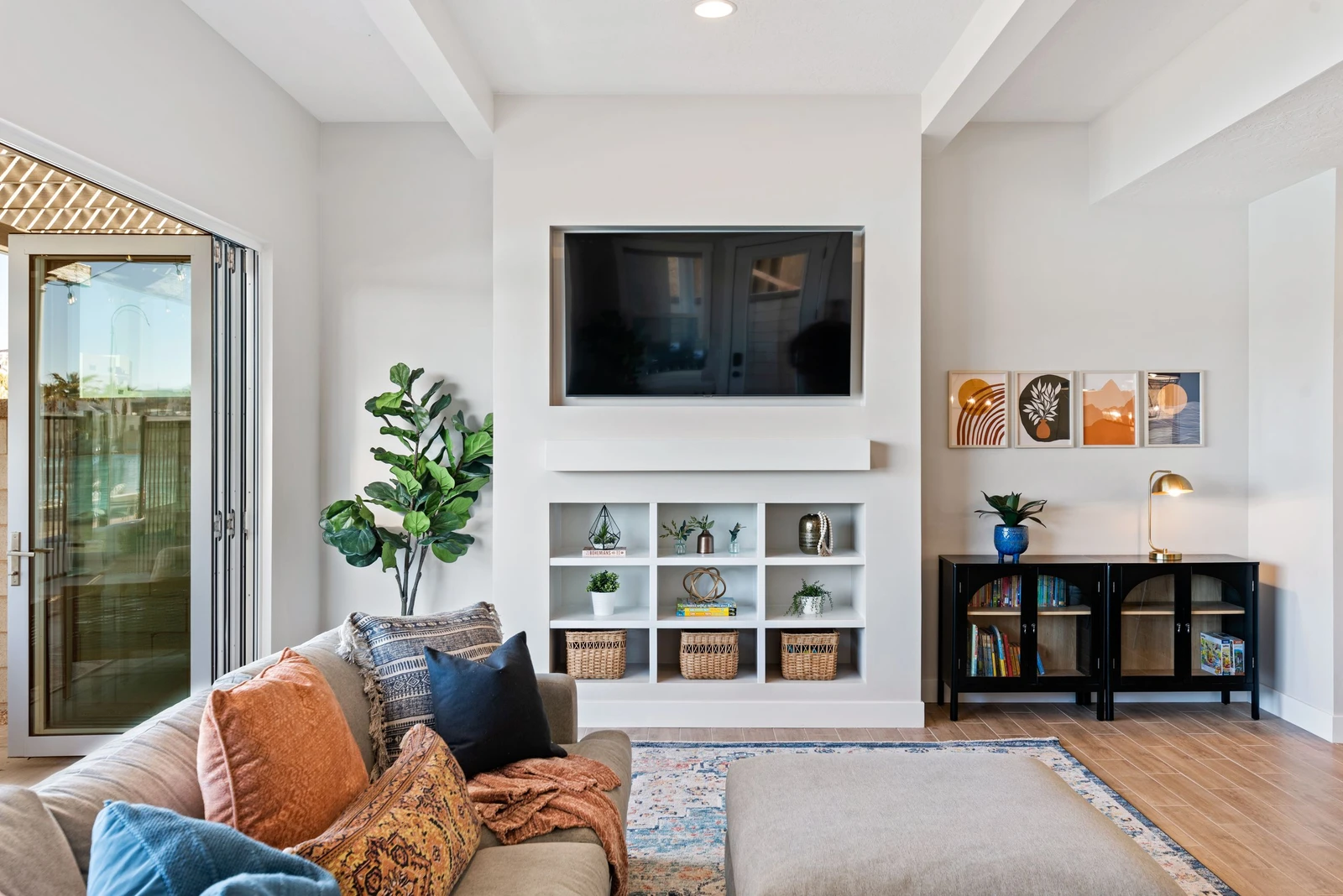 House 1: Living Room