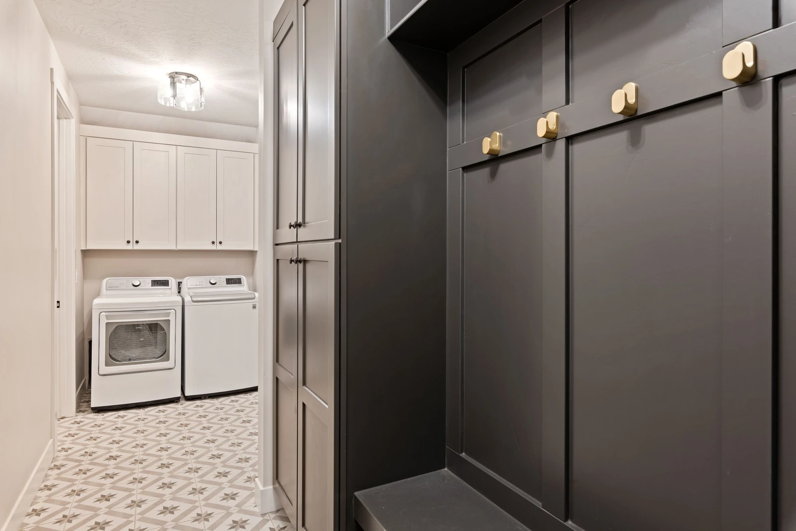 House 1: Laundry Room