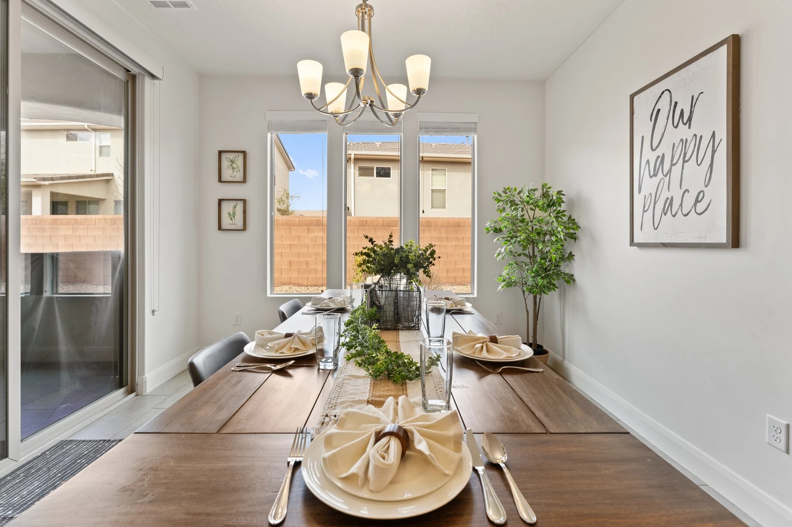 House 1 Dining Table