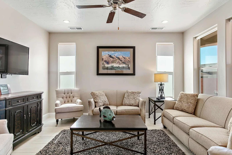 House 2 Living Room