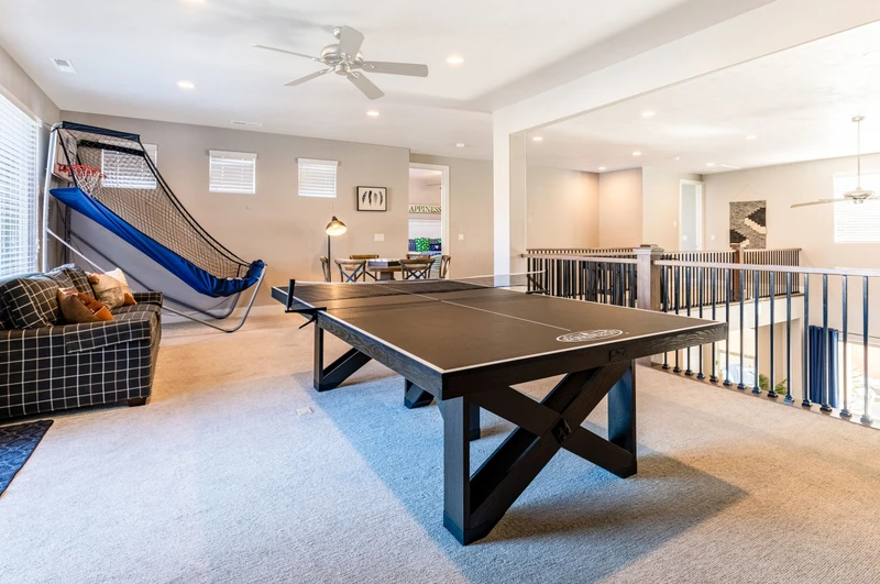 Upstairs Loft+ Ping Pong Table