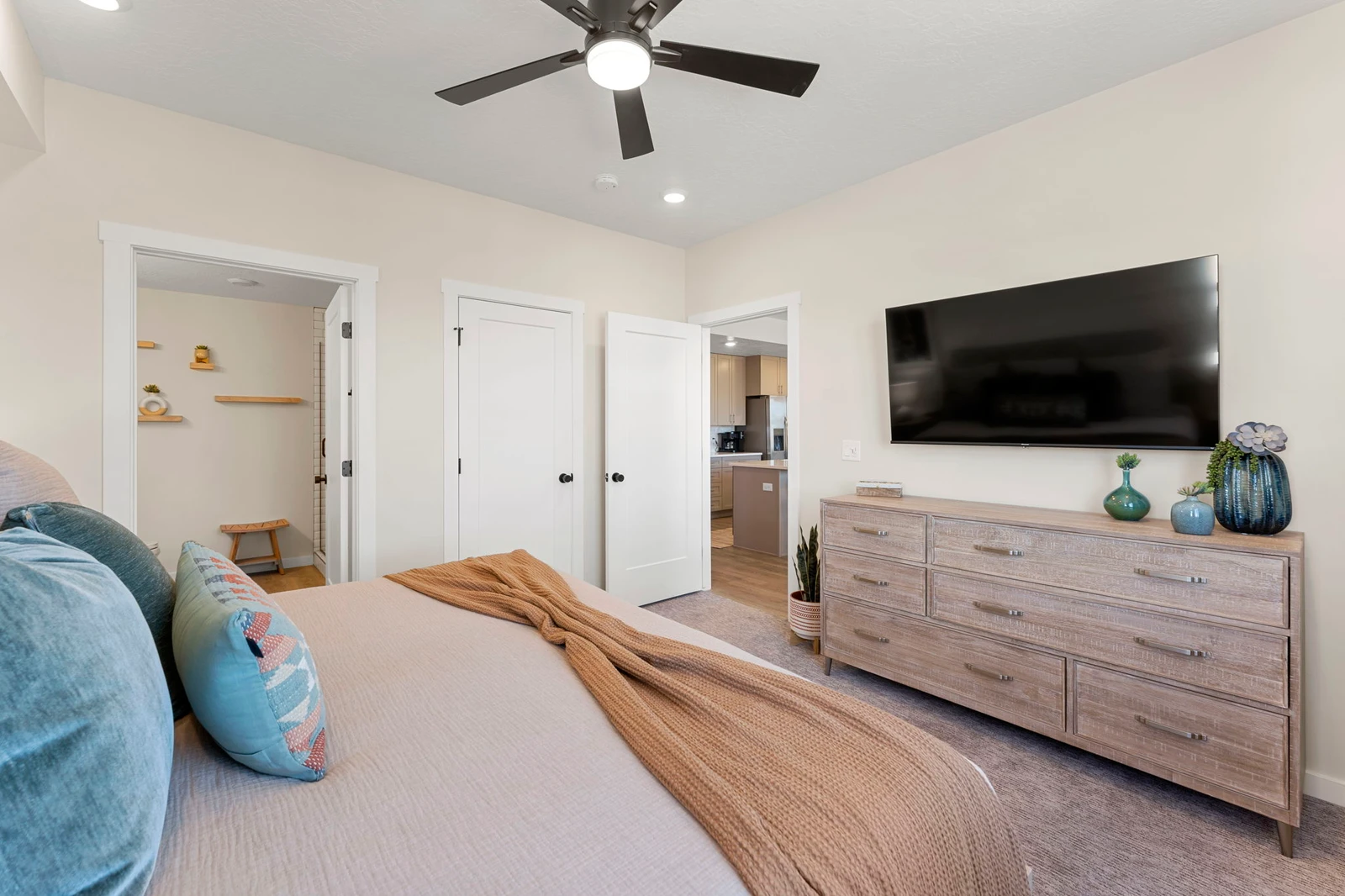 King Bedroom
