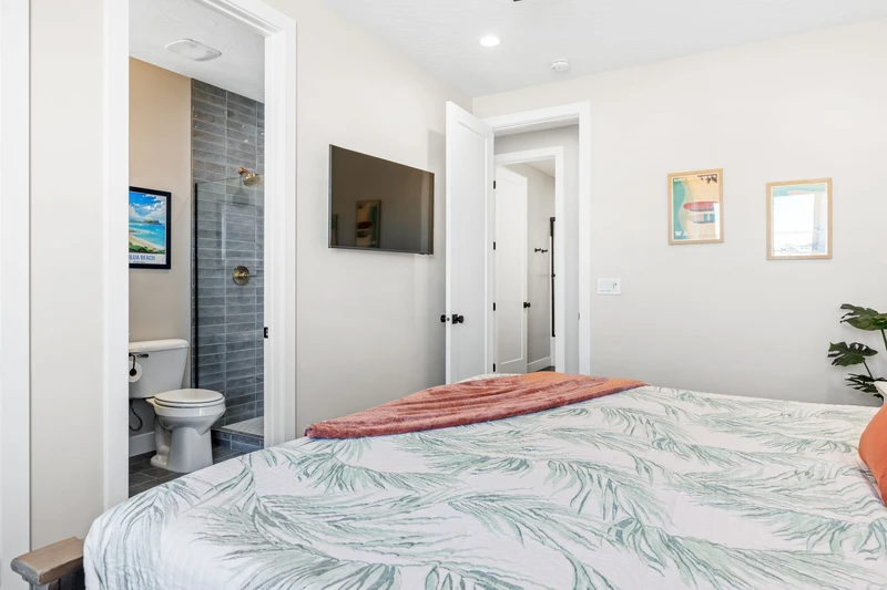 King Bedroom