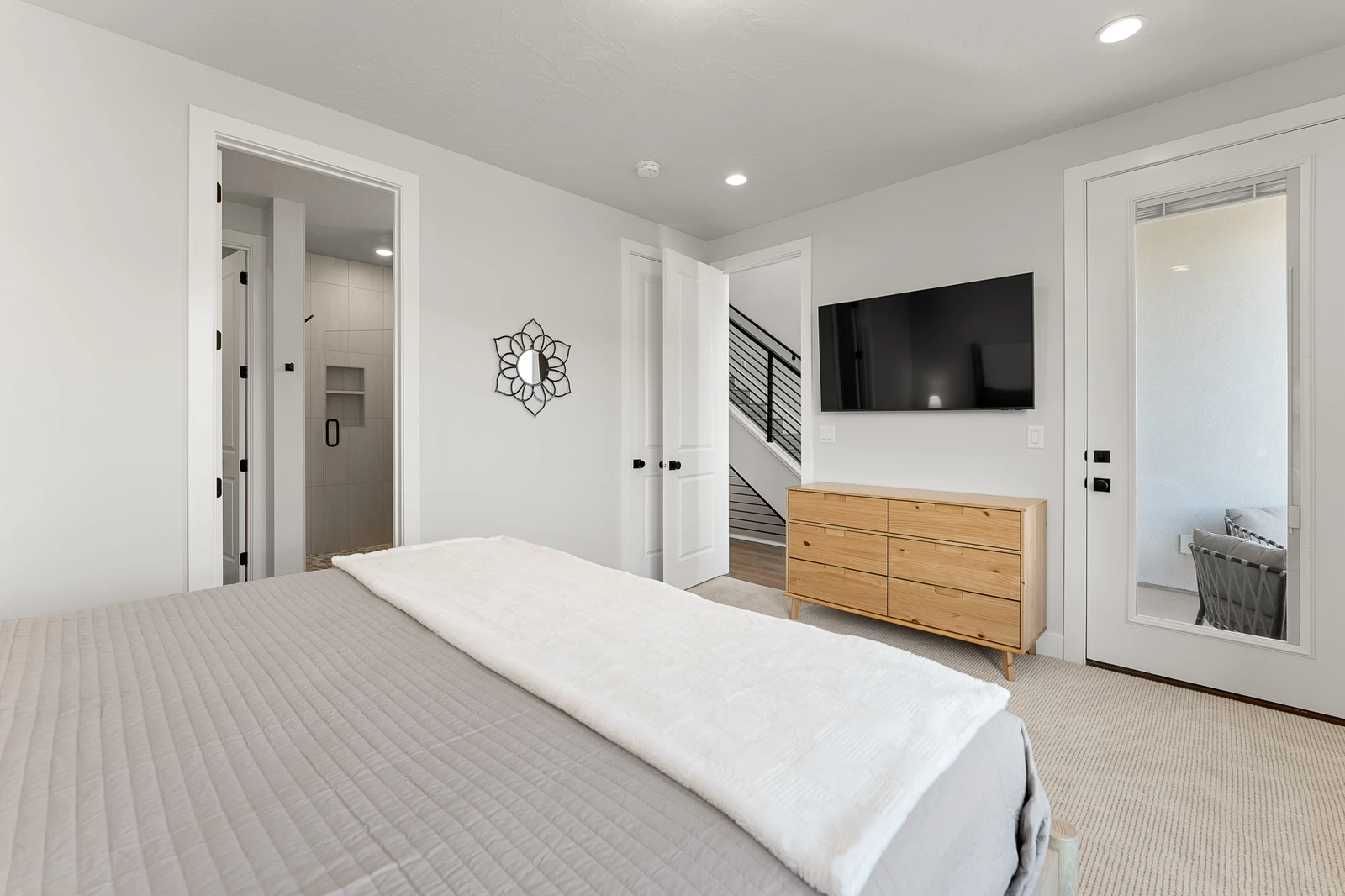 King Bedroom 2nd Floor