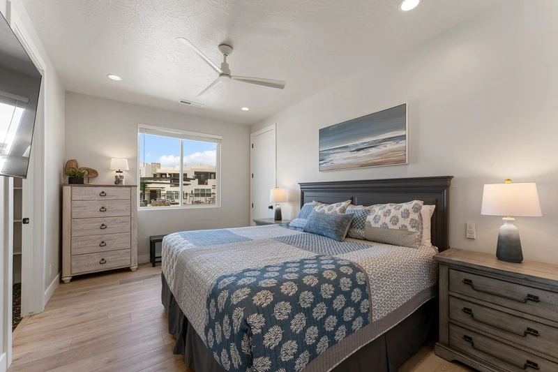 King bedroom