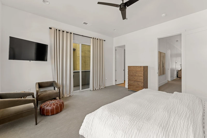 King Bedroom