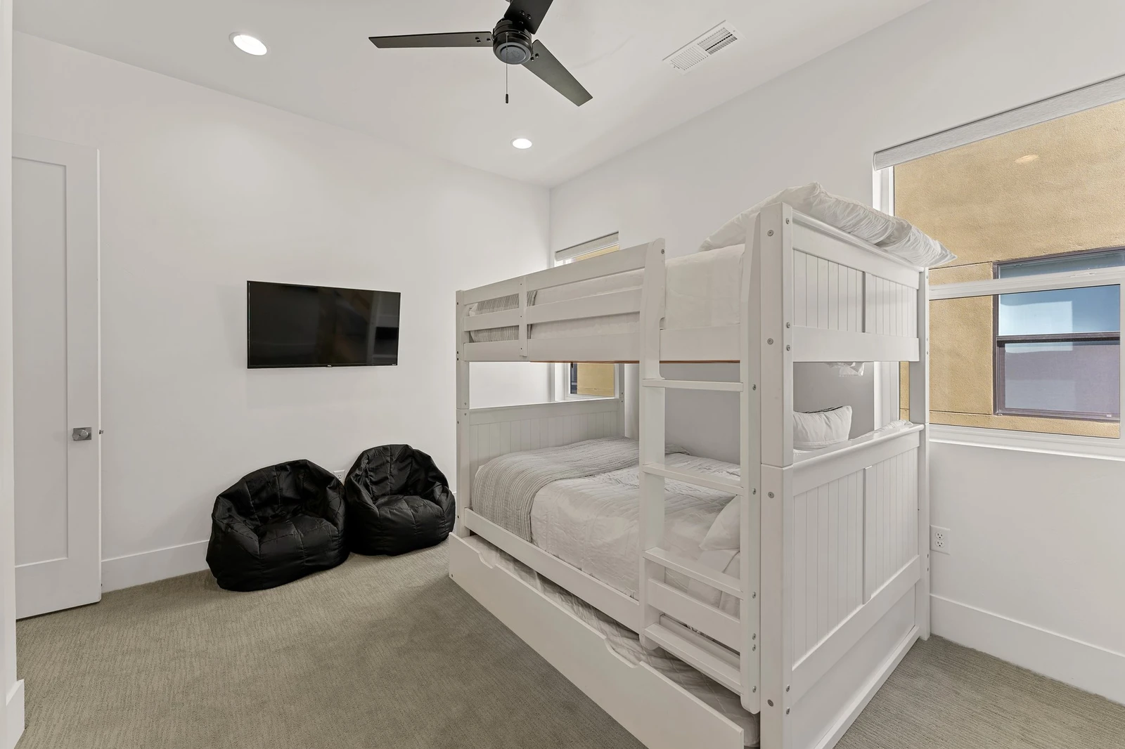 Double/Double Bunk w/ Twin Trundle