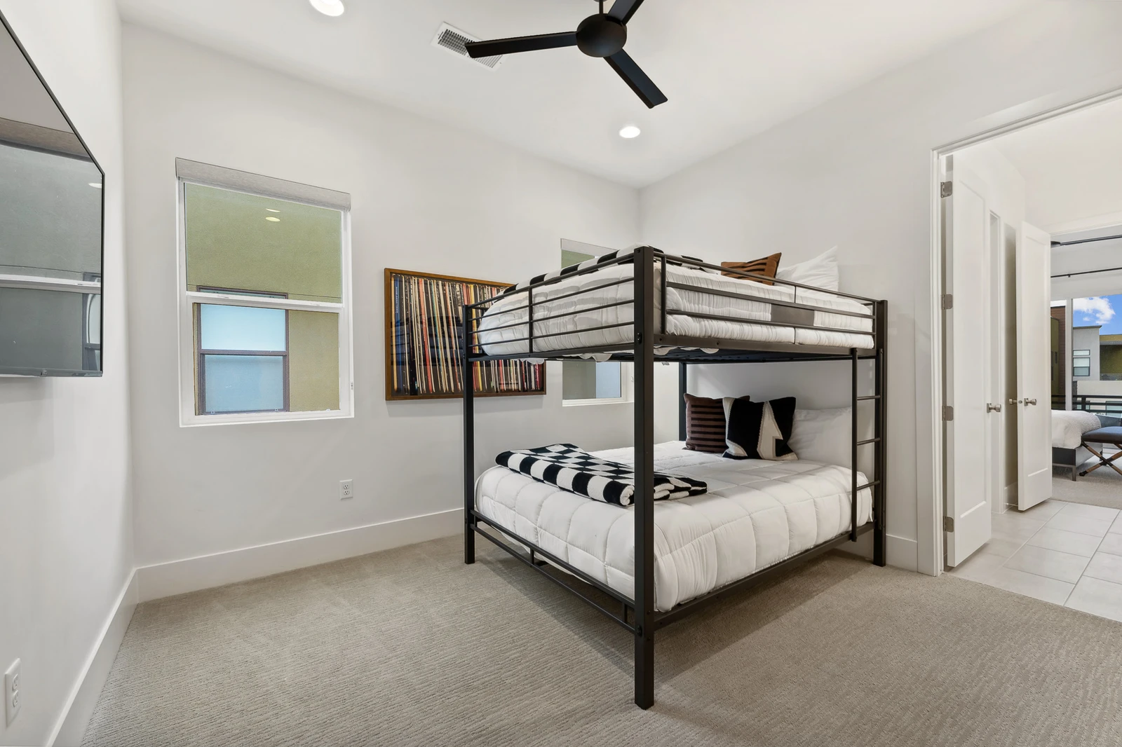 Queen/Queen Bunk Bed