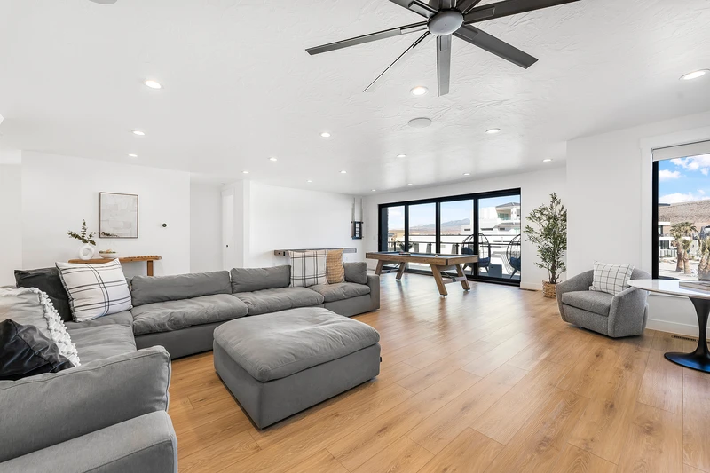 Upstairs Family Room